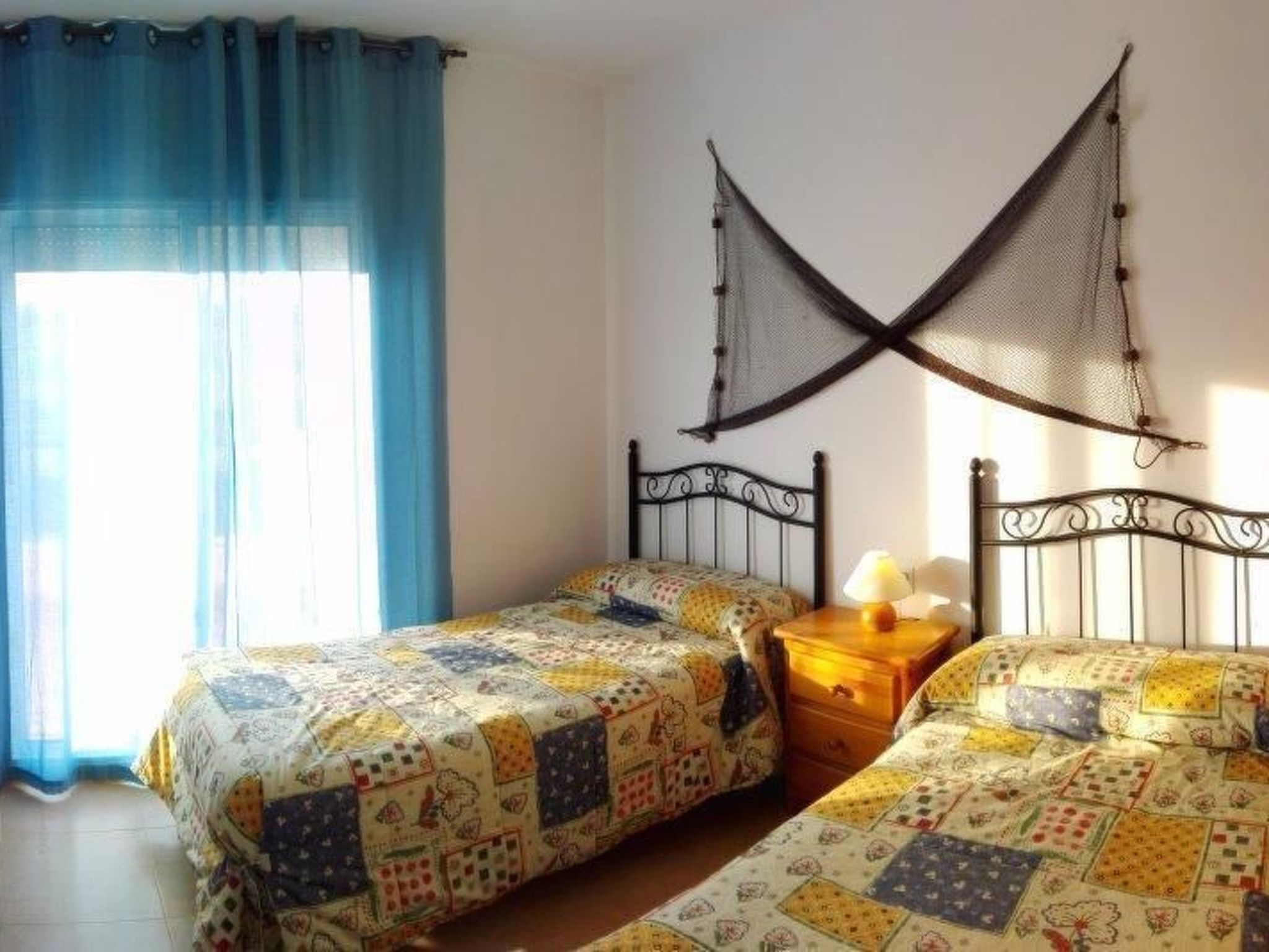 Entspannendes Haus in der Nähe des Meeres. Klimatisiert. Parkplatz-Inside