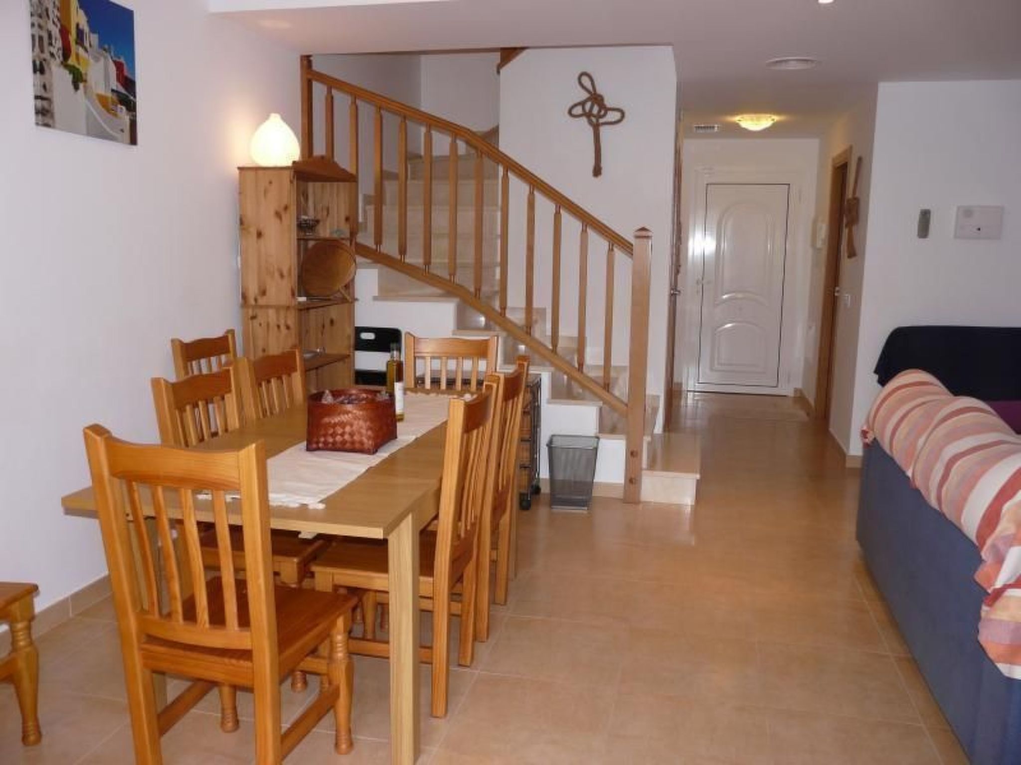 Entspannendes Haus in der Nähe des Meeres. Klimatisiert. Parkplatz-Inside