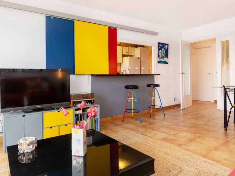 Search and Stay, undefined in undefined. Gallery position 3