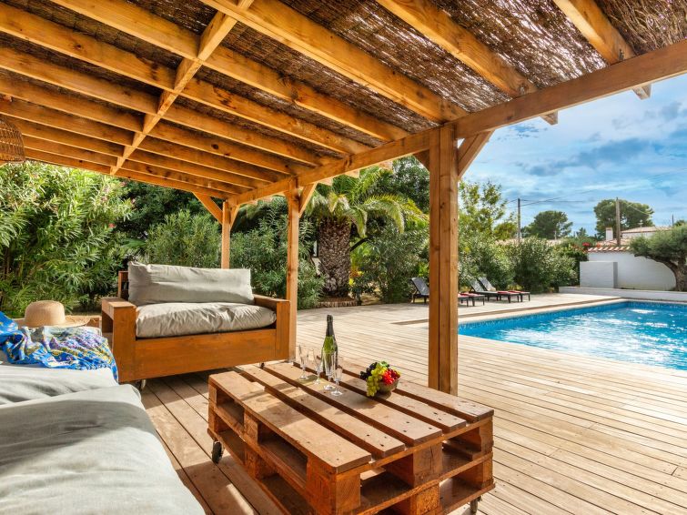 Search and Stay destination Mont-roig del Camp, CT - Spain from AU$ 380. Villa Gaia