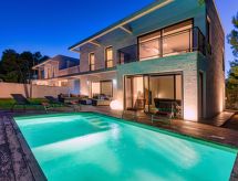 Villa Luxor