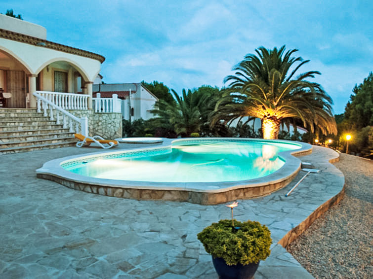 Search and Stay destination L'Ametlla de Mar, CT - Spain from AU$ 752. Villa Luz del Sol