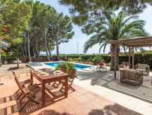 Villa aan zee met privézwembad in L'Ametlla de Mar - thumbnail 2