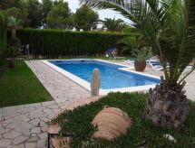 Vrijstaande villa met privézwembad op 100 meter van de zee in L'Ametlla de Mar - thumbnail 2