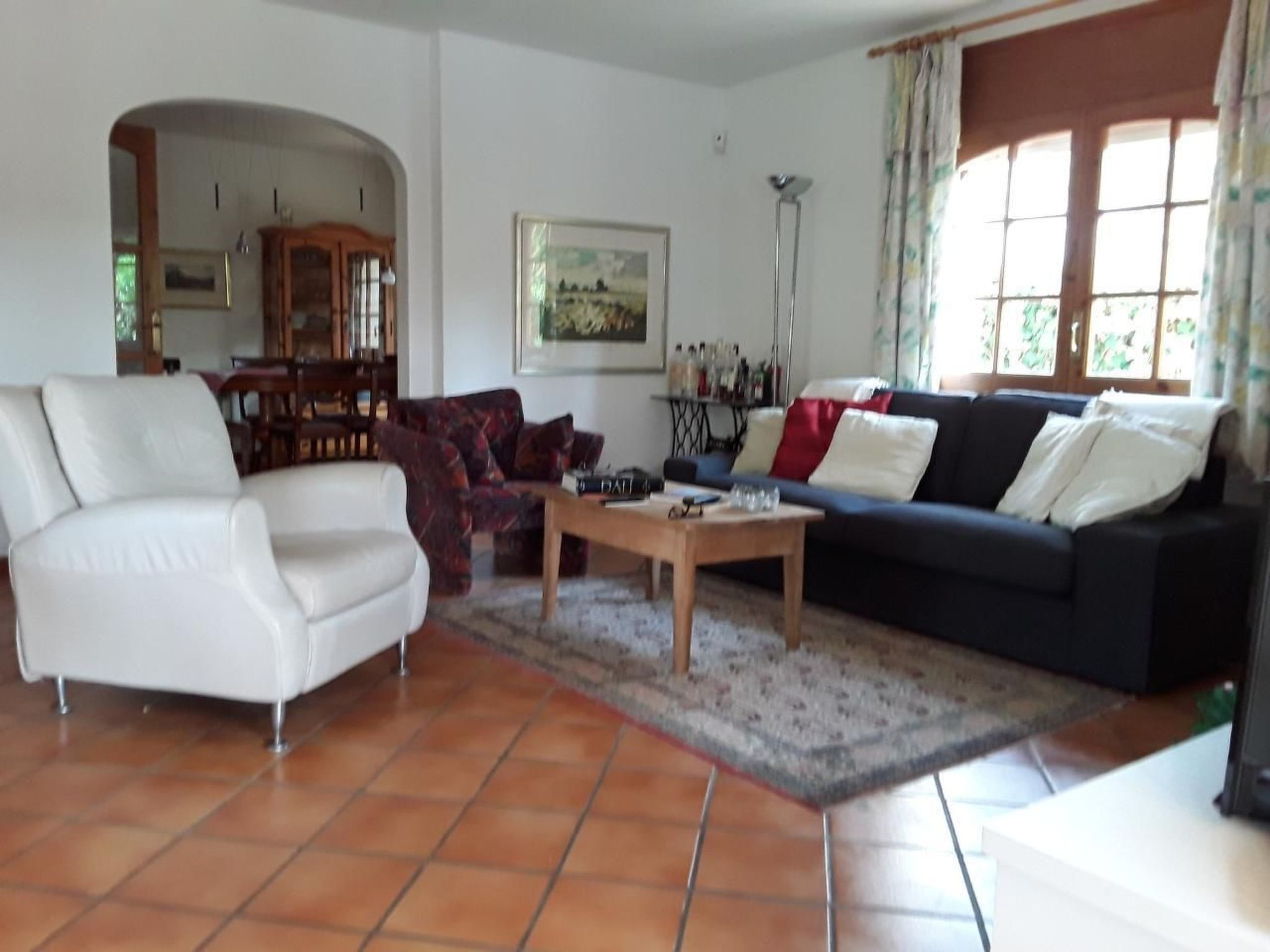 Mit Pool am Meer-Binnen