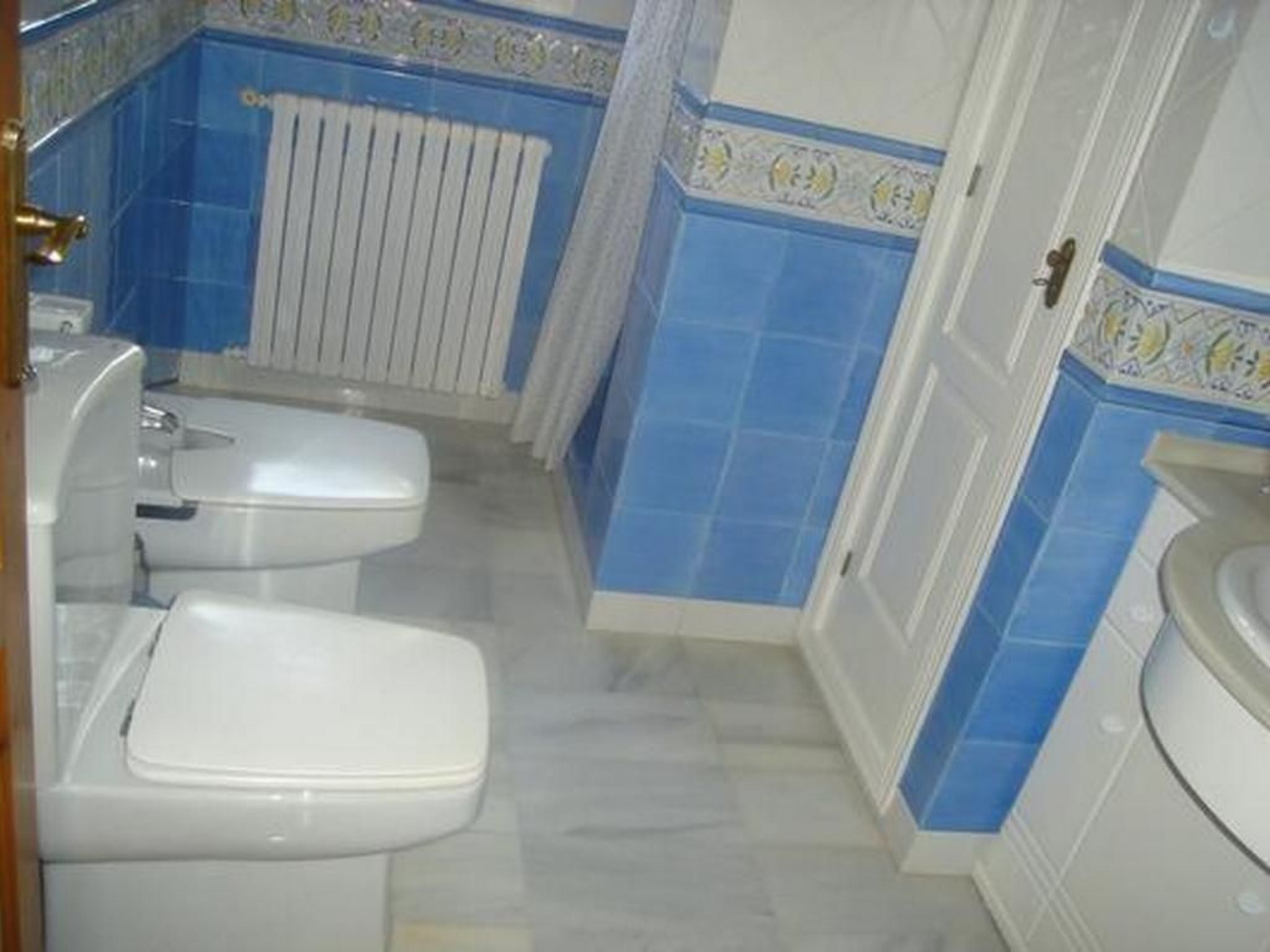 Mit Pool am Meer-Binnen