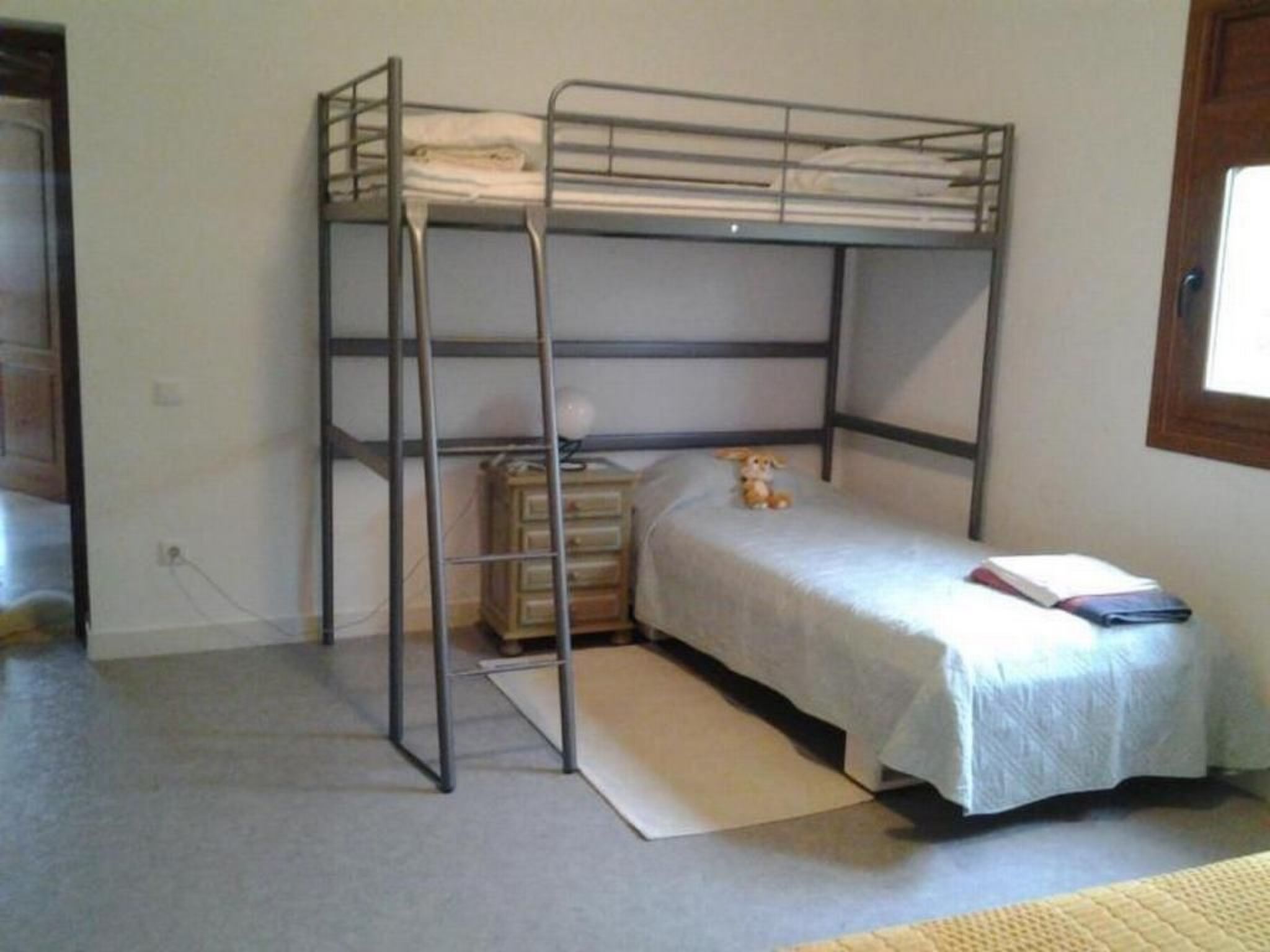 Mit Pool am Meer-Binnen