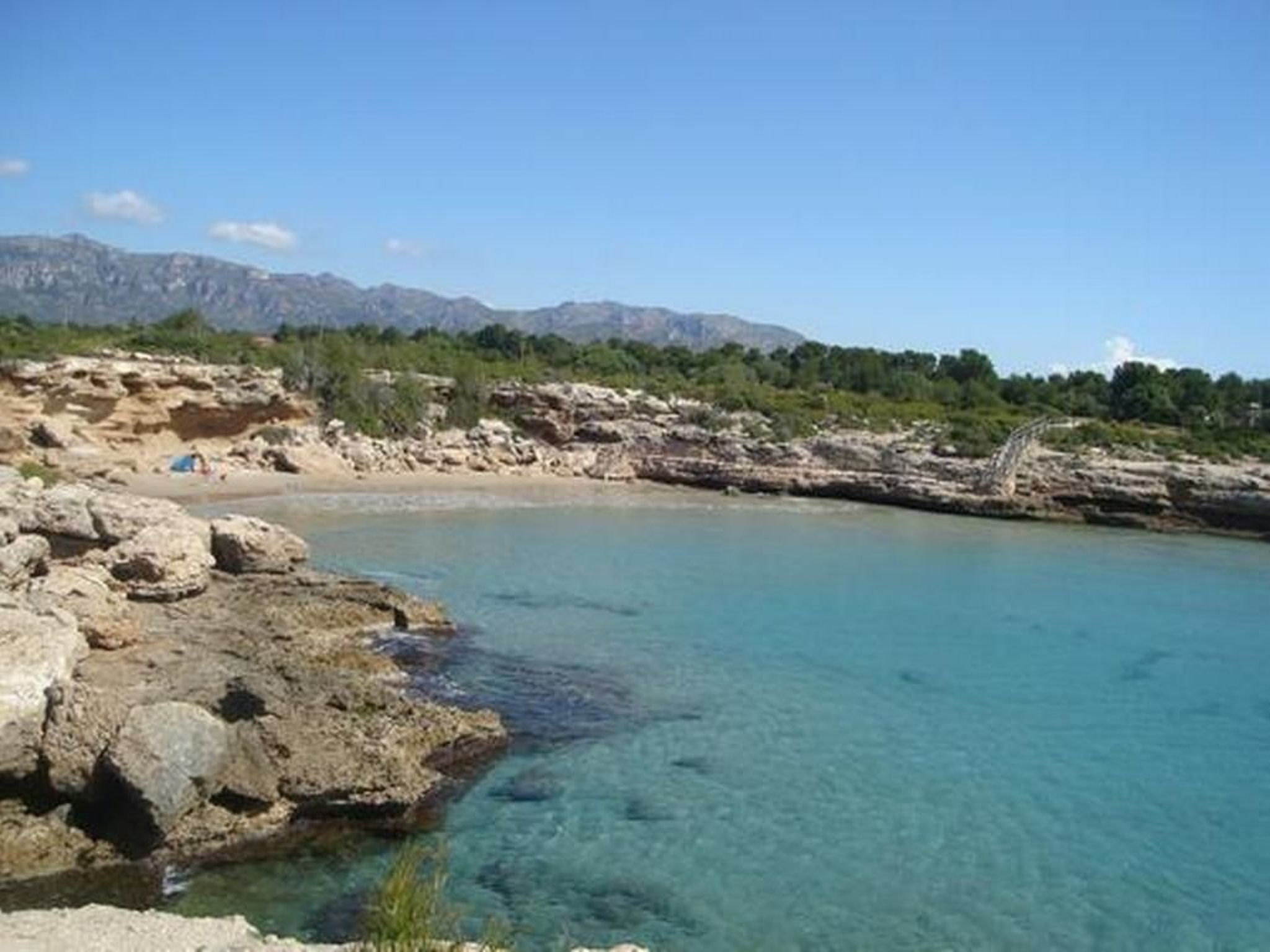 Mit Pool am Meer-Binnen