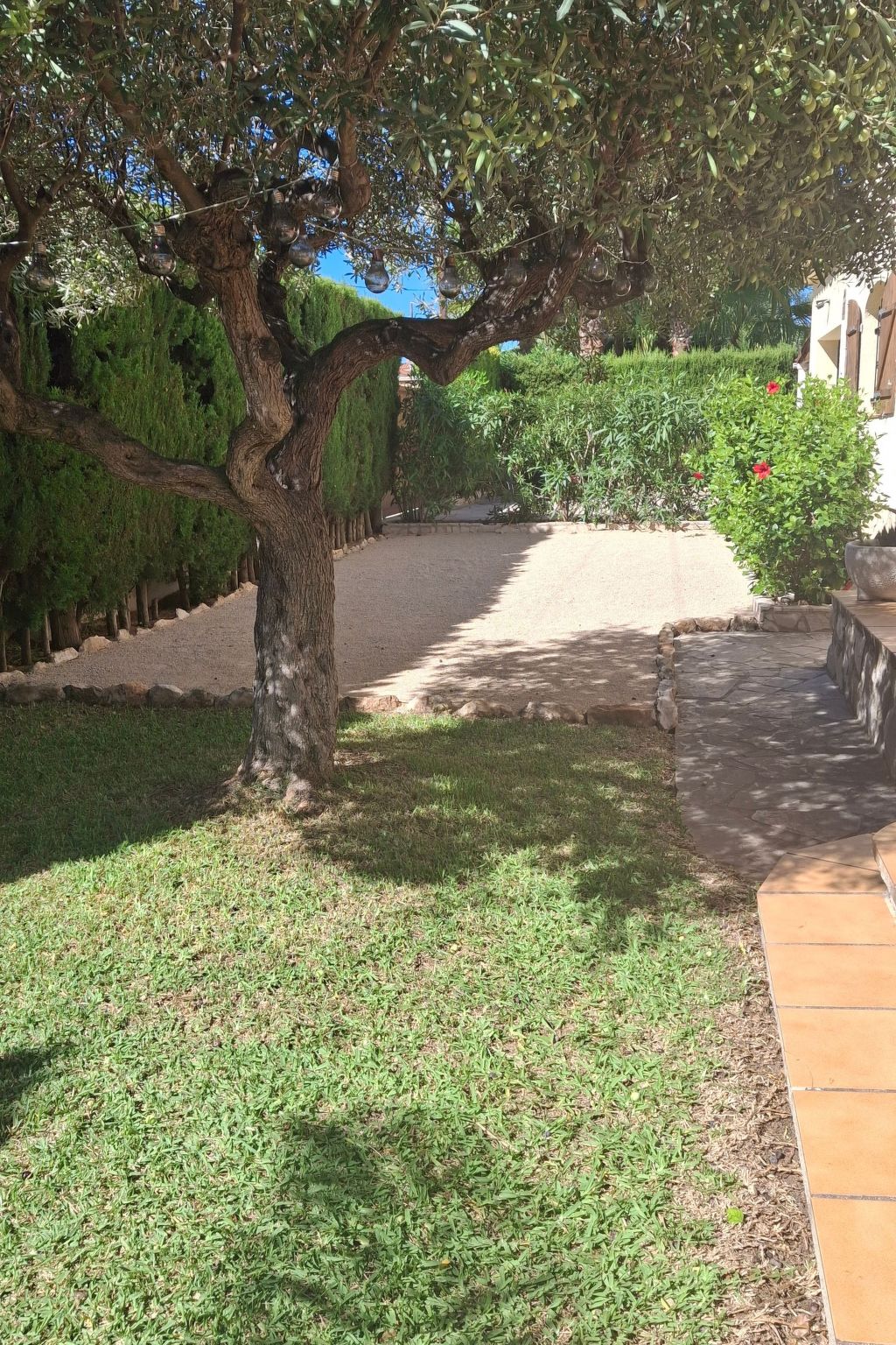 Mit Pool am Meer-Binnen