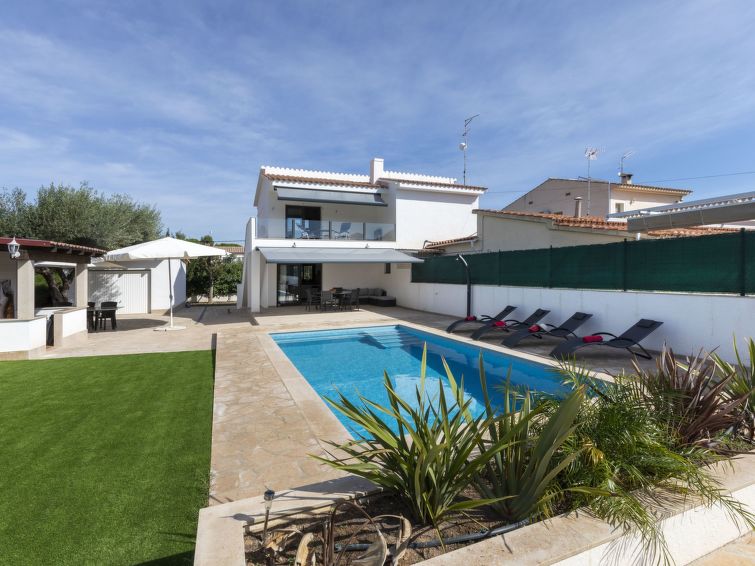 Search and Stay destination Les Tres Cales, CT - Spain from AU$ 409. Villa Isabel