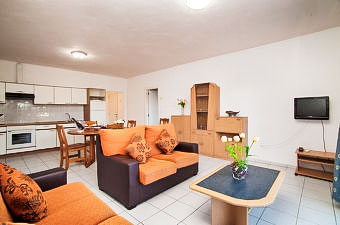 Get 1 zimmer eigentumswohnungen in orange beach al Desktop Wallpaper Free