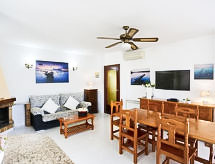 Vrijstaande woning Sandra met privézwembad, op 500m van strand in Deltebre - thumbnail 3