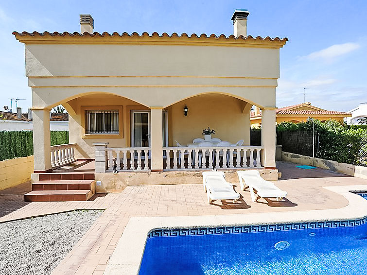 Search and Stay destination Riumar, CT - Spain from AU$ 267. Teresa
