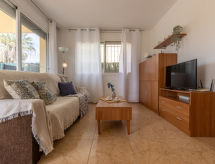 Vrijstaand huis met privézwembad in Riumar, 1 km van het strand - thumbnail 3