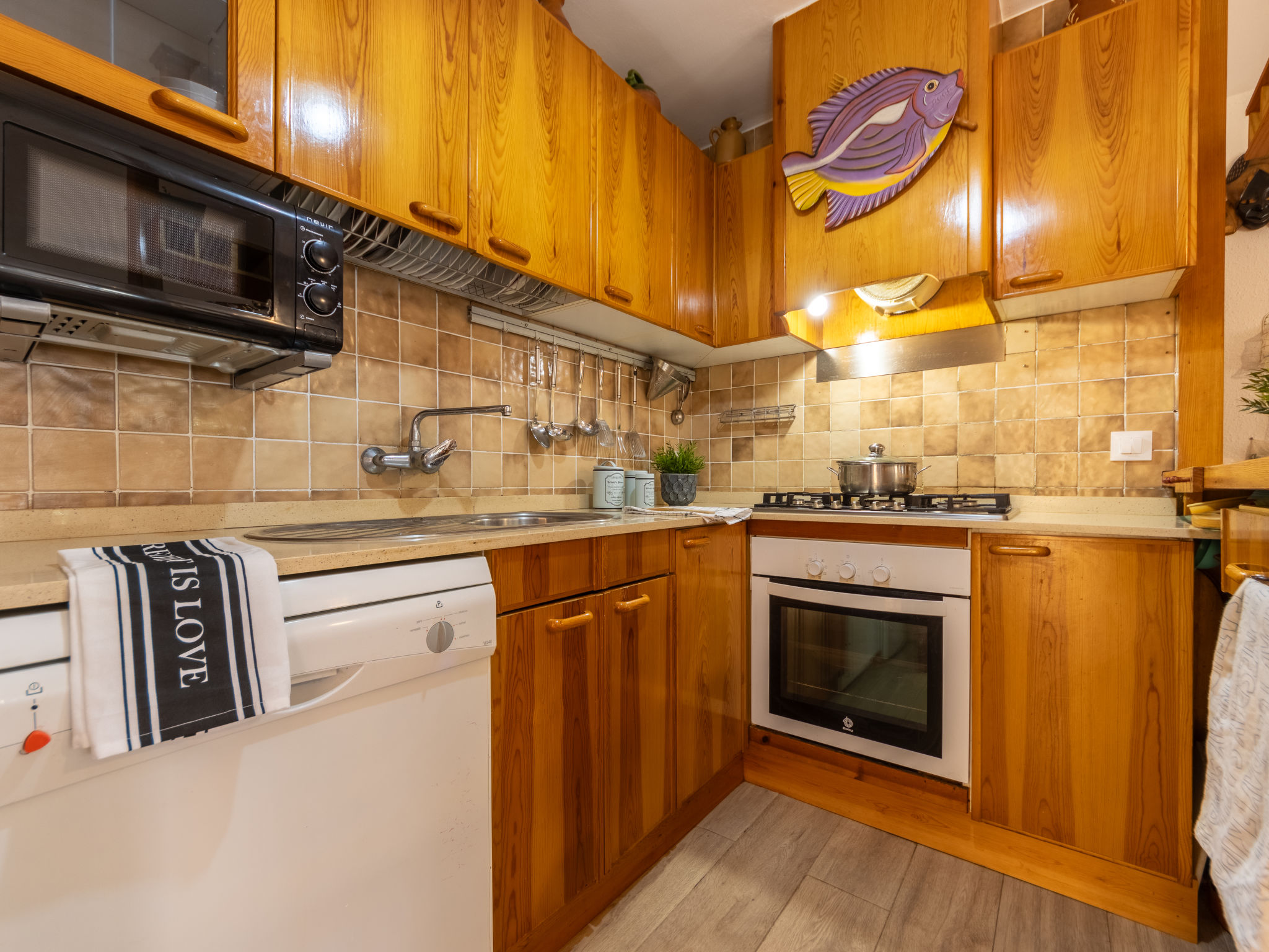 Kitchen / Dining Room