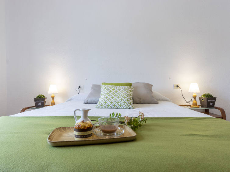 Search and Stay destination Riumar, CT - Spain from AU$ 287. Marina