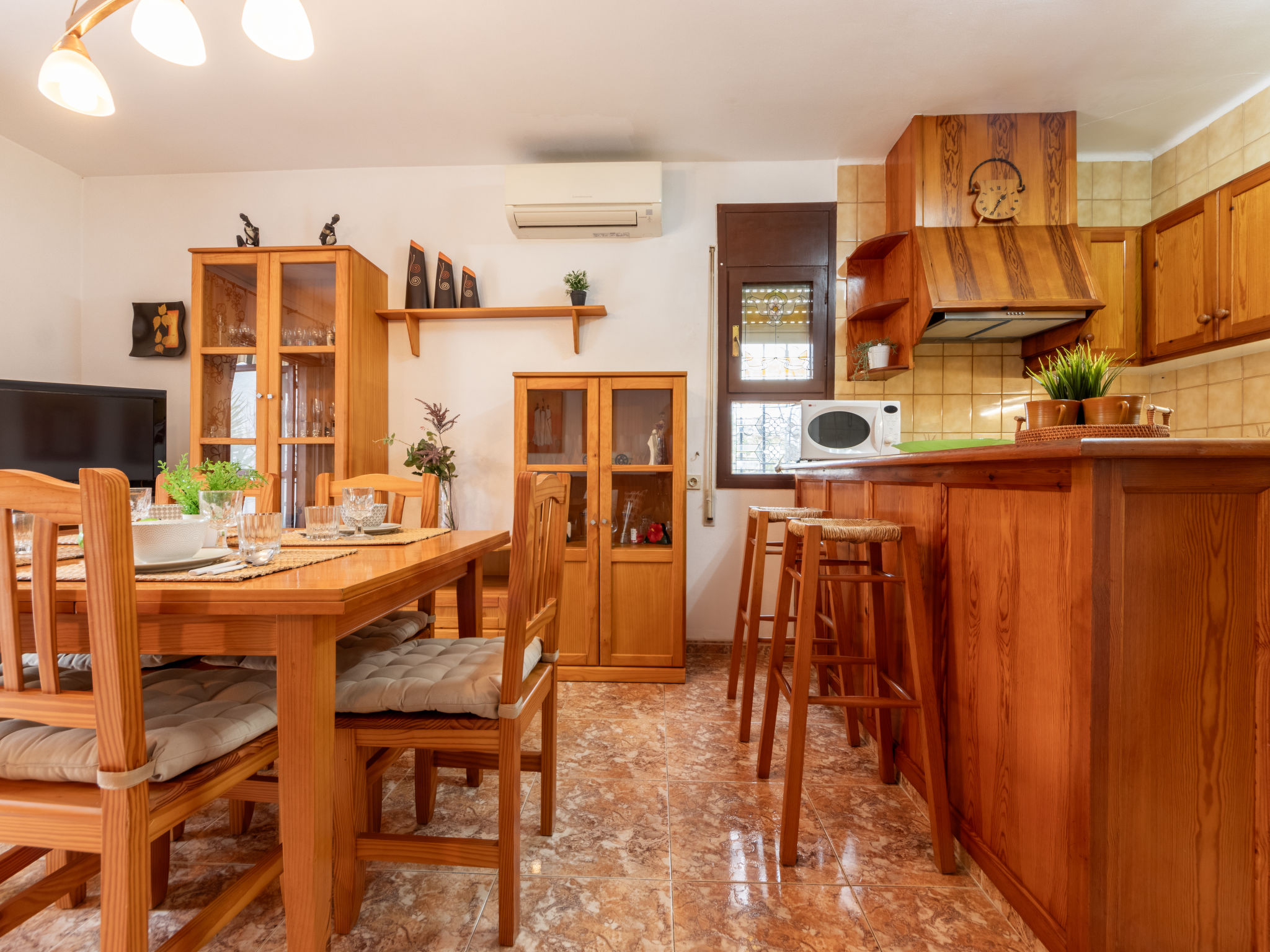 Kitchen / Dining Room