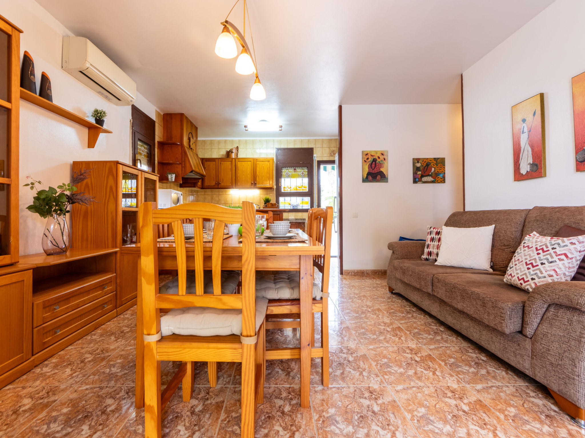 Kitchen / Dining Room