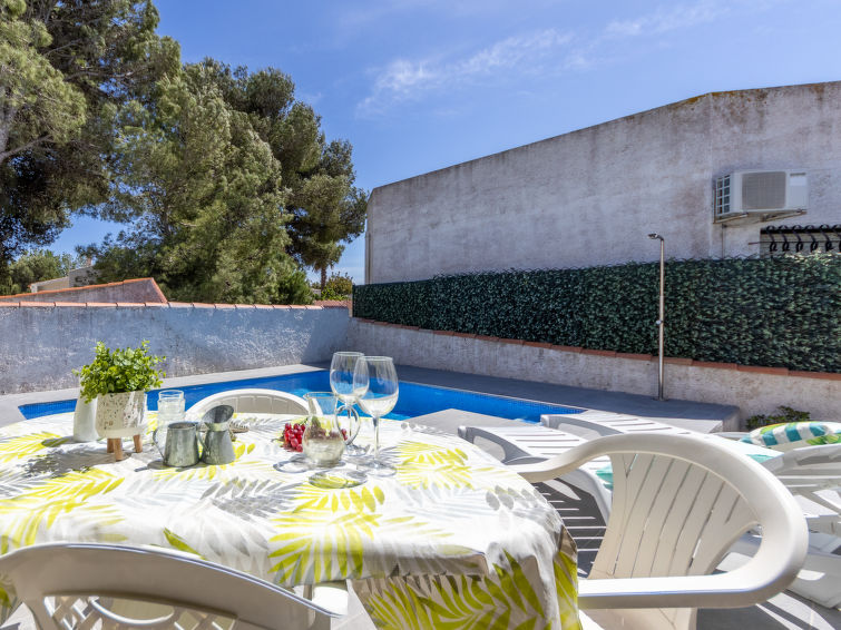 Search and Stay destination Riumar, CT - Spain from AU$ 298. Moru