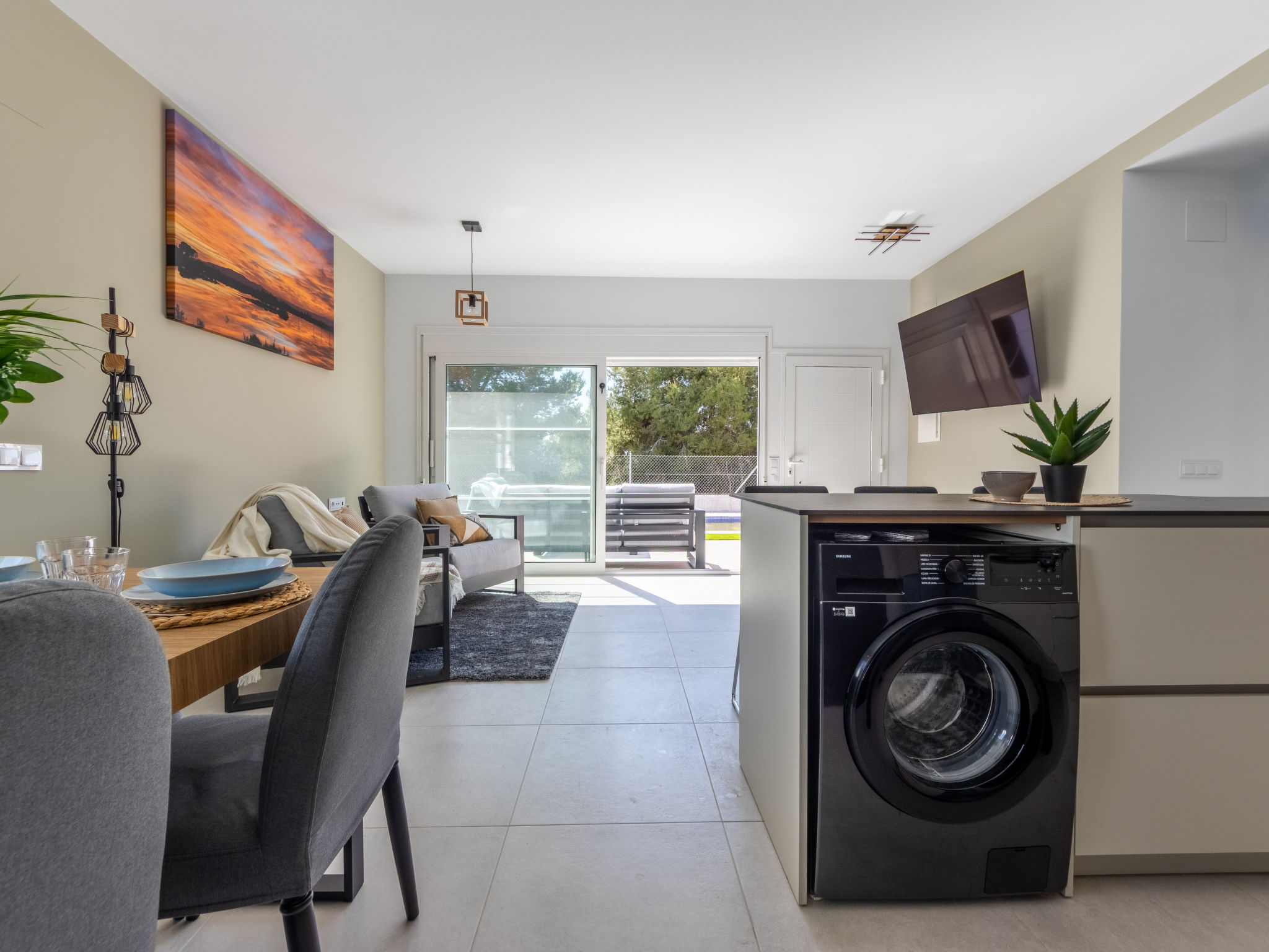Kitchen / Dining Room