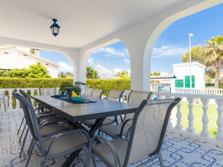 Search and Stay destination Riumar, CT - Spain from AU$ 338. Stefania