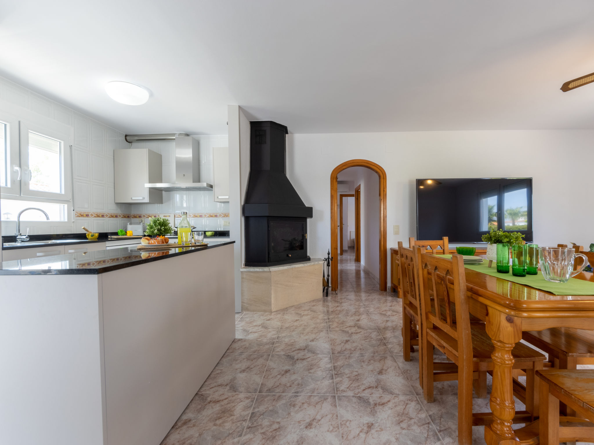Maison Stefania – Cuisine et coin repas, photo 7 sur 32