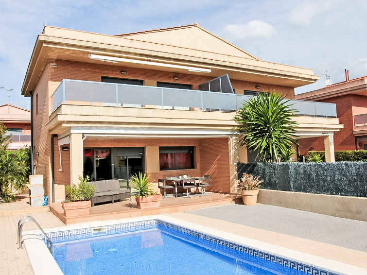 Vakantiehuis Rosa in L'Ampolla met privézwembad aan zee in L'Ampolla
