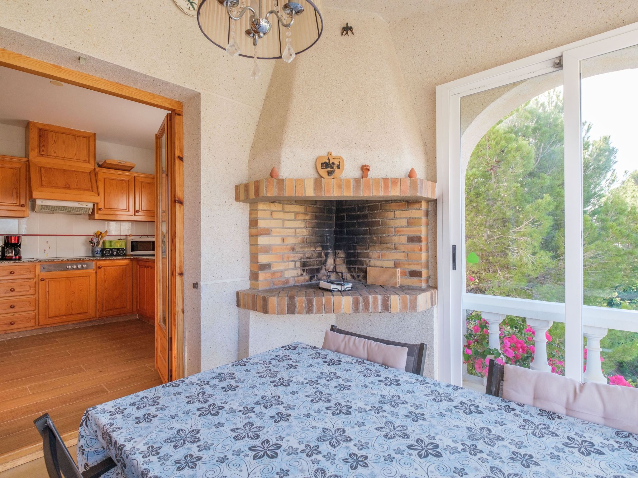 Imposante Ferienvilla mit großem Pool-Inside