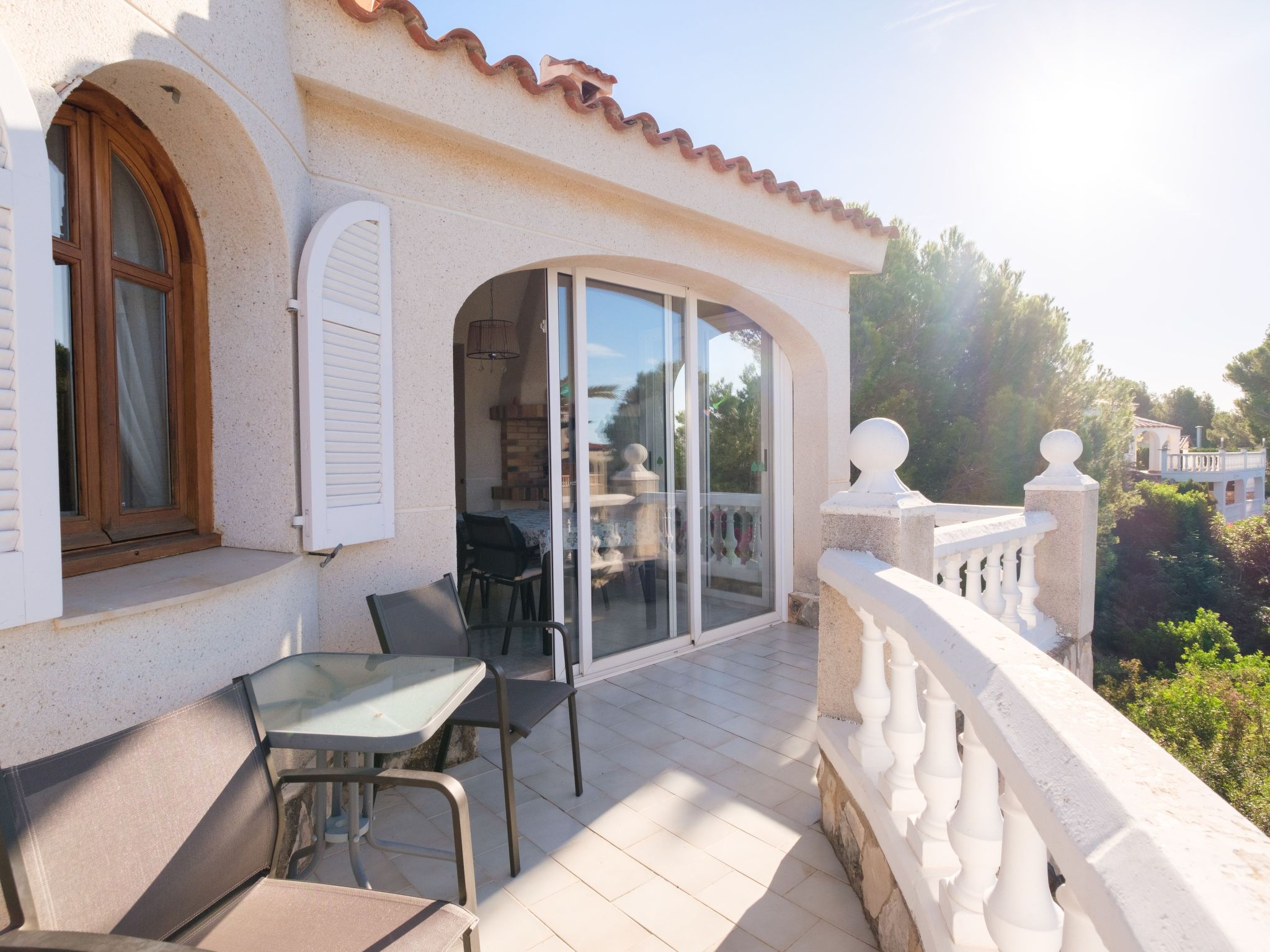 Imposante Ferienvilla mit großem Pool-Inside