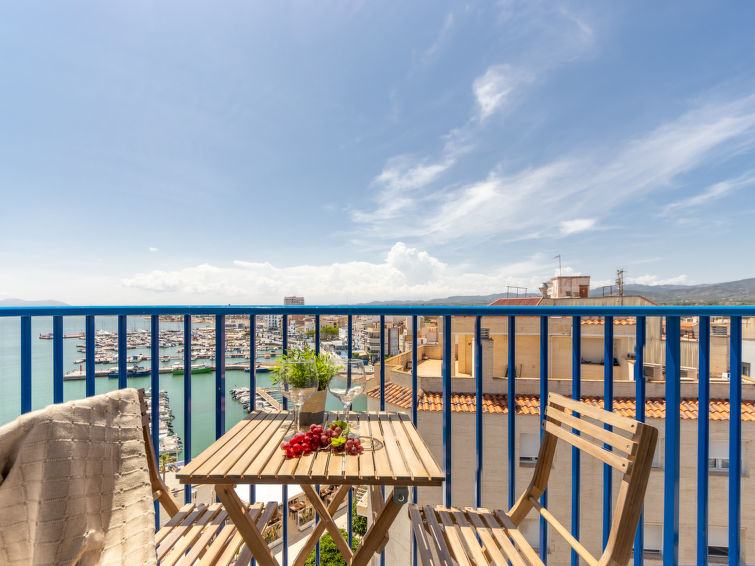 Zonnig appartement Lluis direct aan zee in L'Ampolla in L'Ampolla
