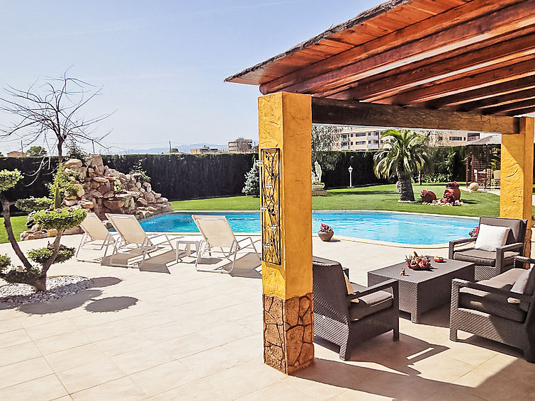 Search and Stay destination L'Aldea, CT - Spain from AU$ 283. L'Aldea