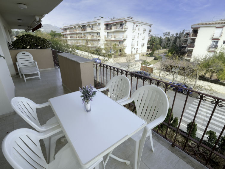 Photo of Apartamentos Golden Beach