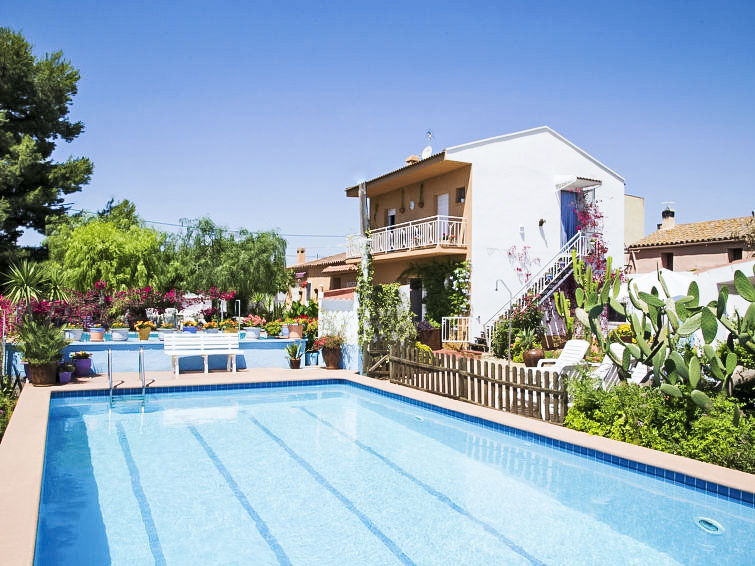 Search and Stay Destinations. Holidays Rentals in Camarles, Tarragona - Catalunya - Spain