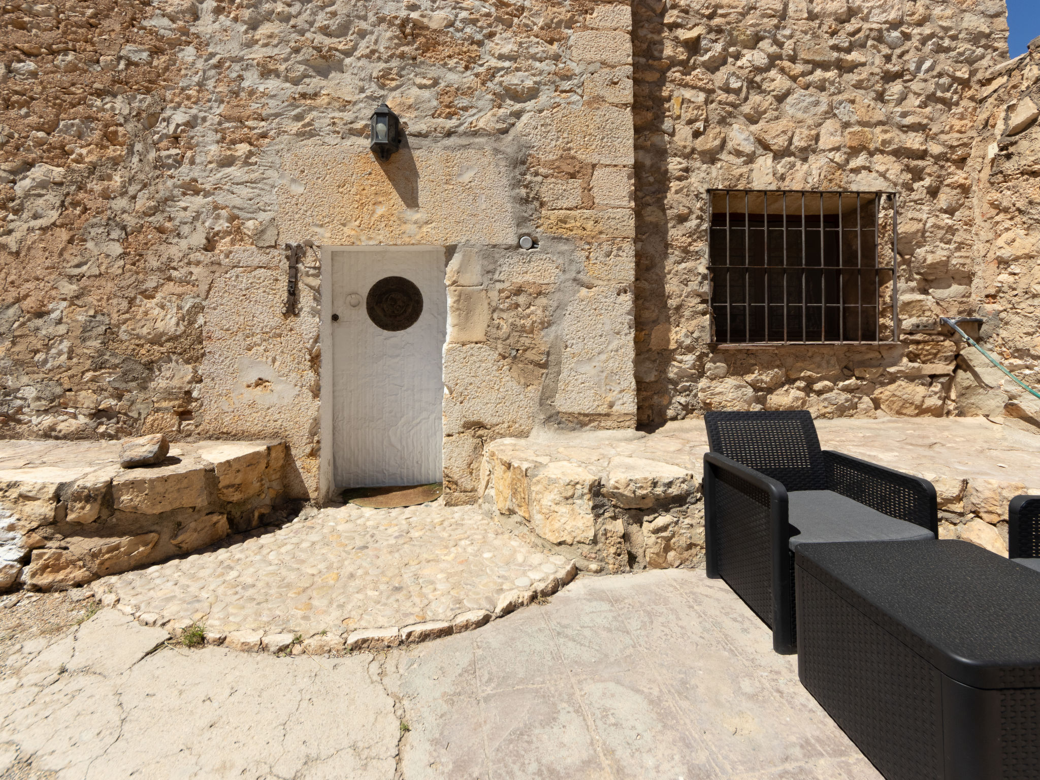 Torre Morralla-Outside