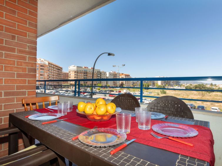 6-persoons appartement aan zee in Vinarós in Vinaròs