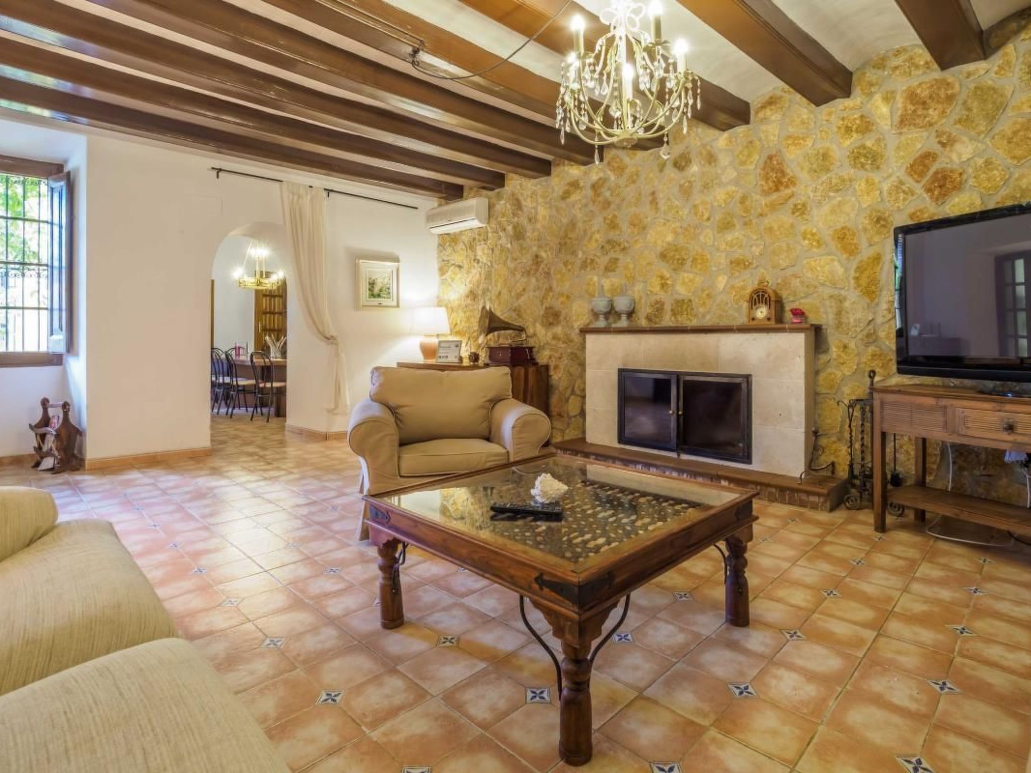 Masia Can Trabal für 24 Gäste mit privatem Pool in der Nähe von Sitges-Drinnen