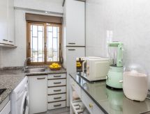 Direct aan zee in Benicarló: modern appartement met terras voor 4 personen - thumbnail 4