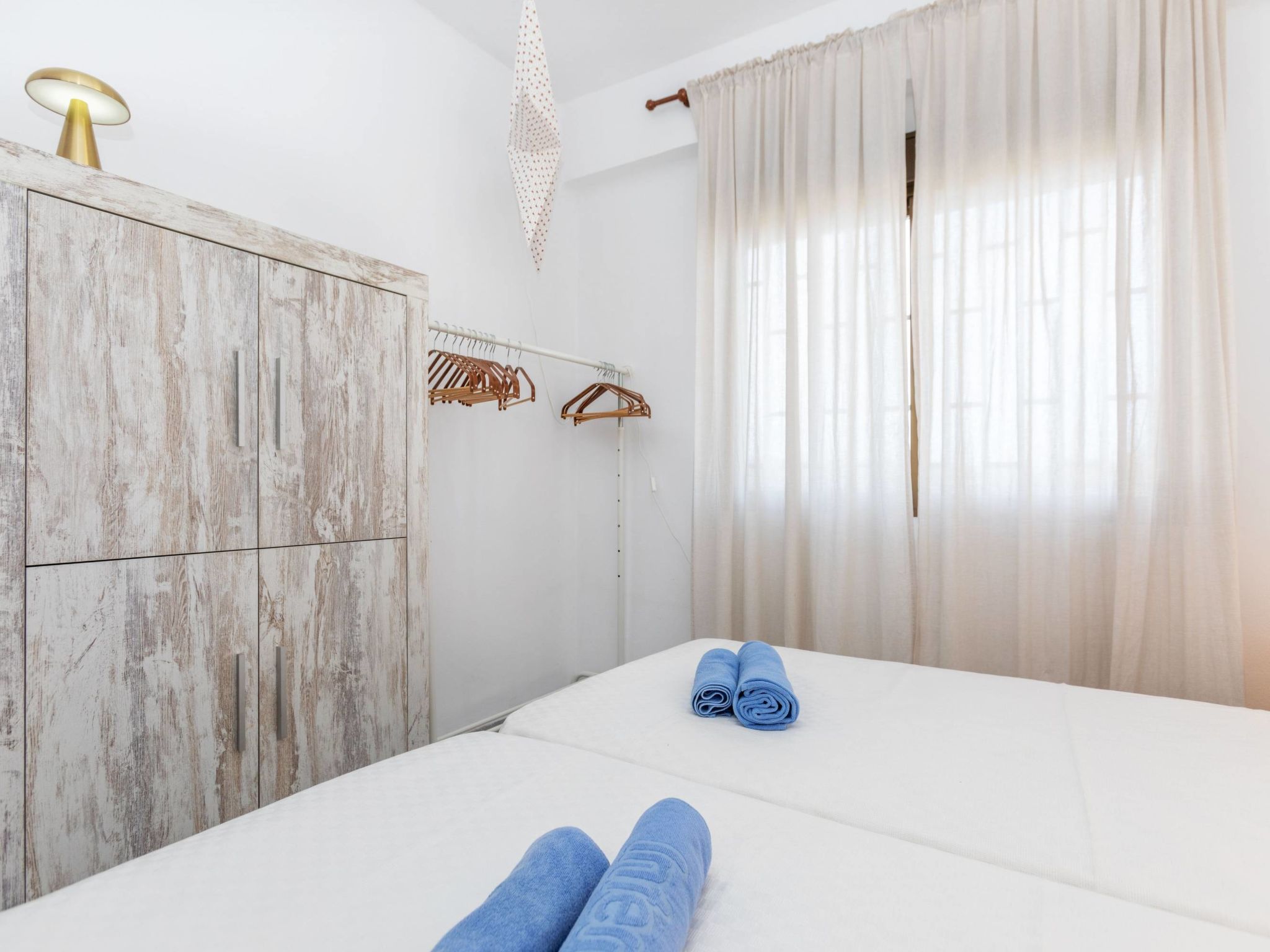 Direct aan zee in Benicarló: modern appartement met terras voor 4 personen - foto 13
