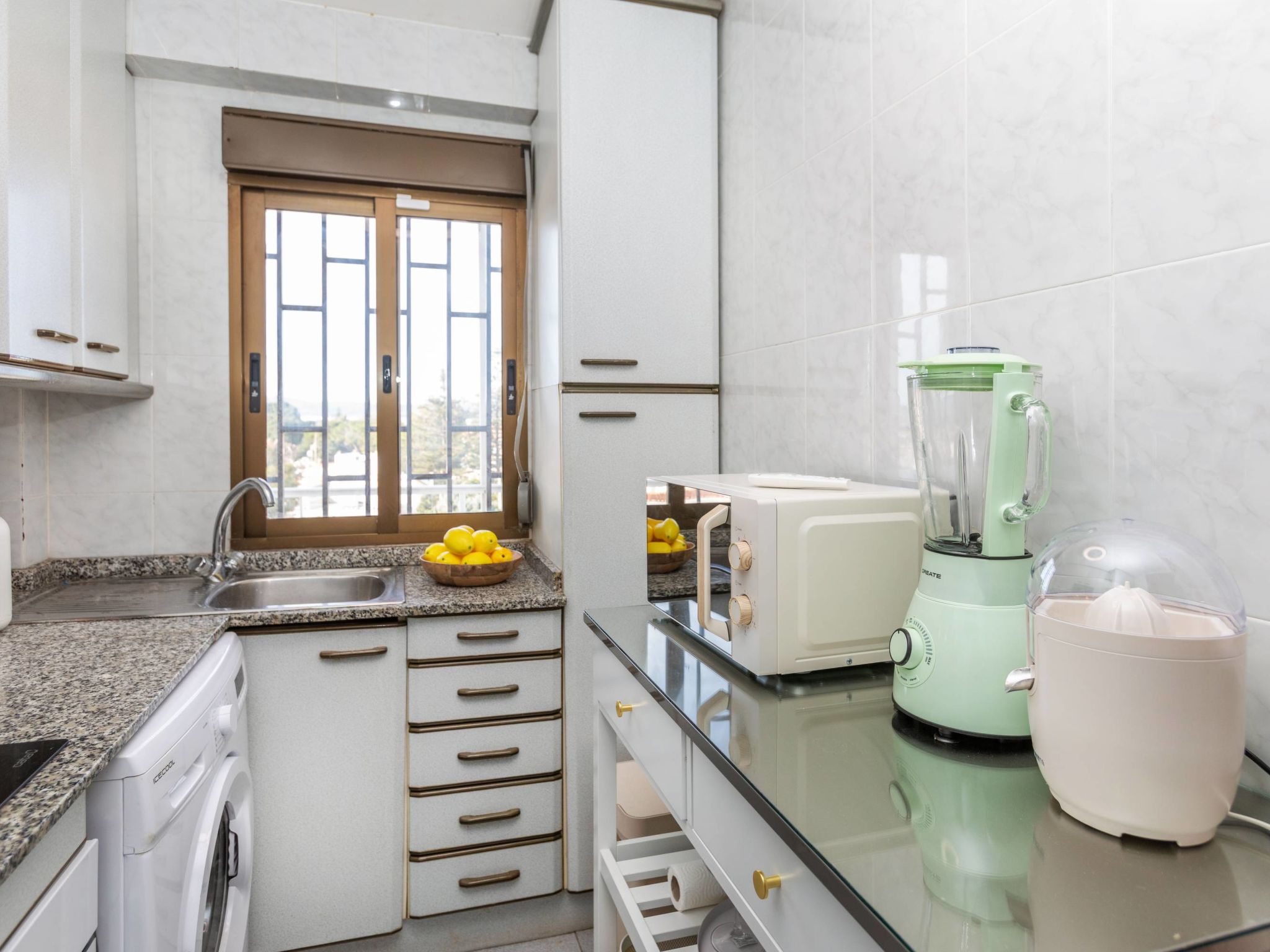 Direct aan zee in Benicarló: modern appartement met terras voor 4 personen - foto 4