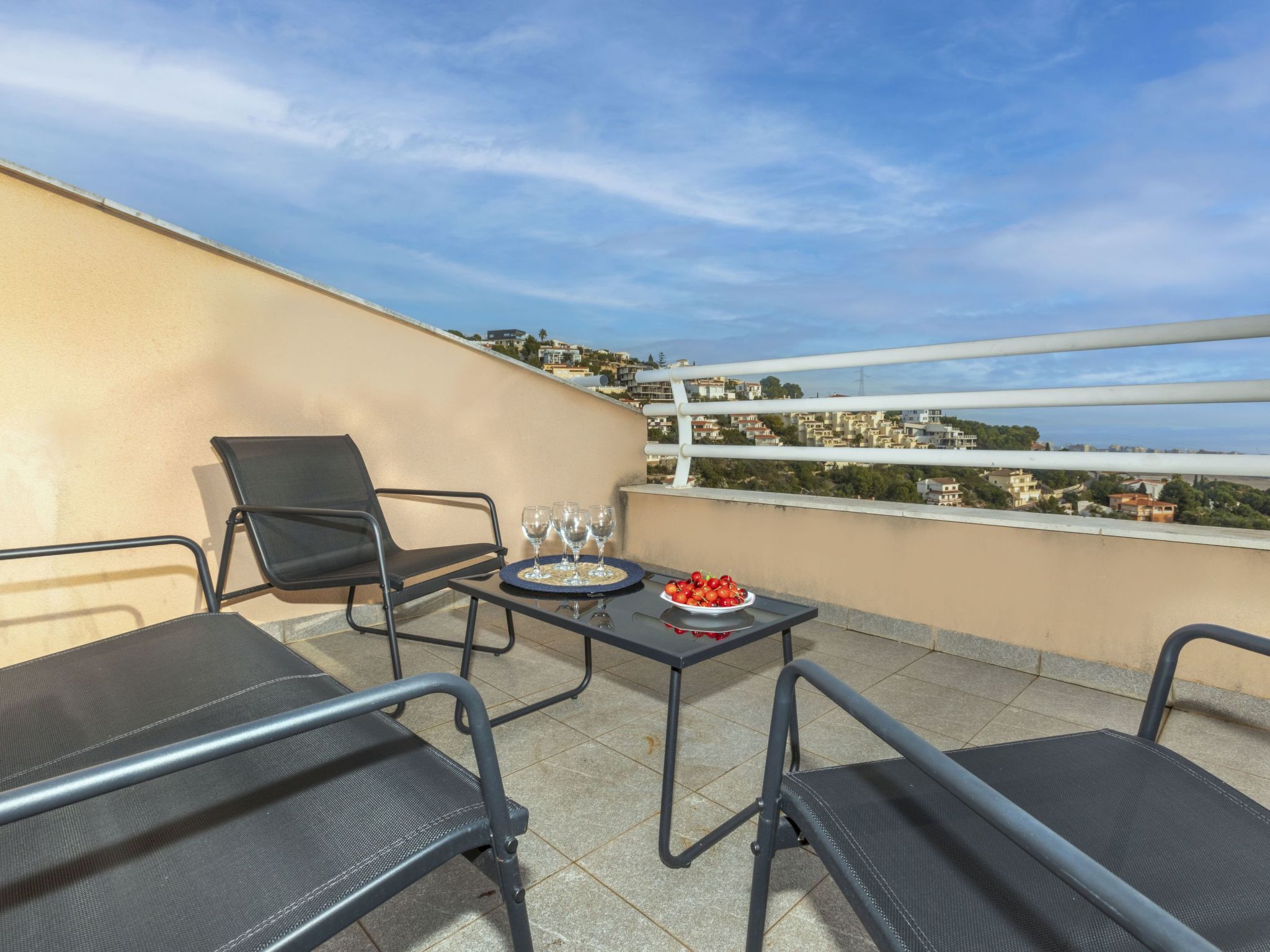 Montemar II - Draußen