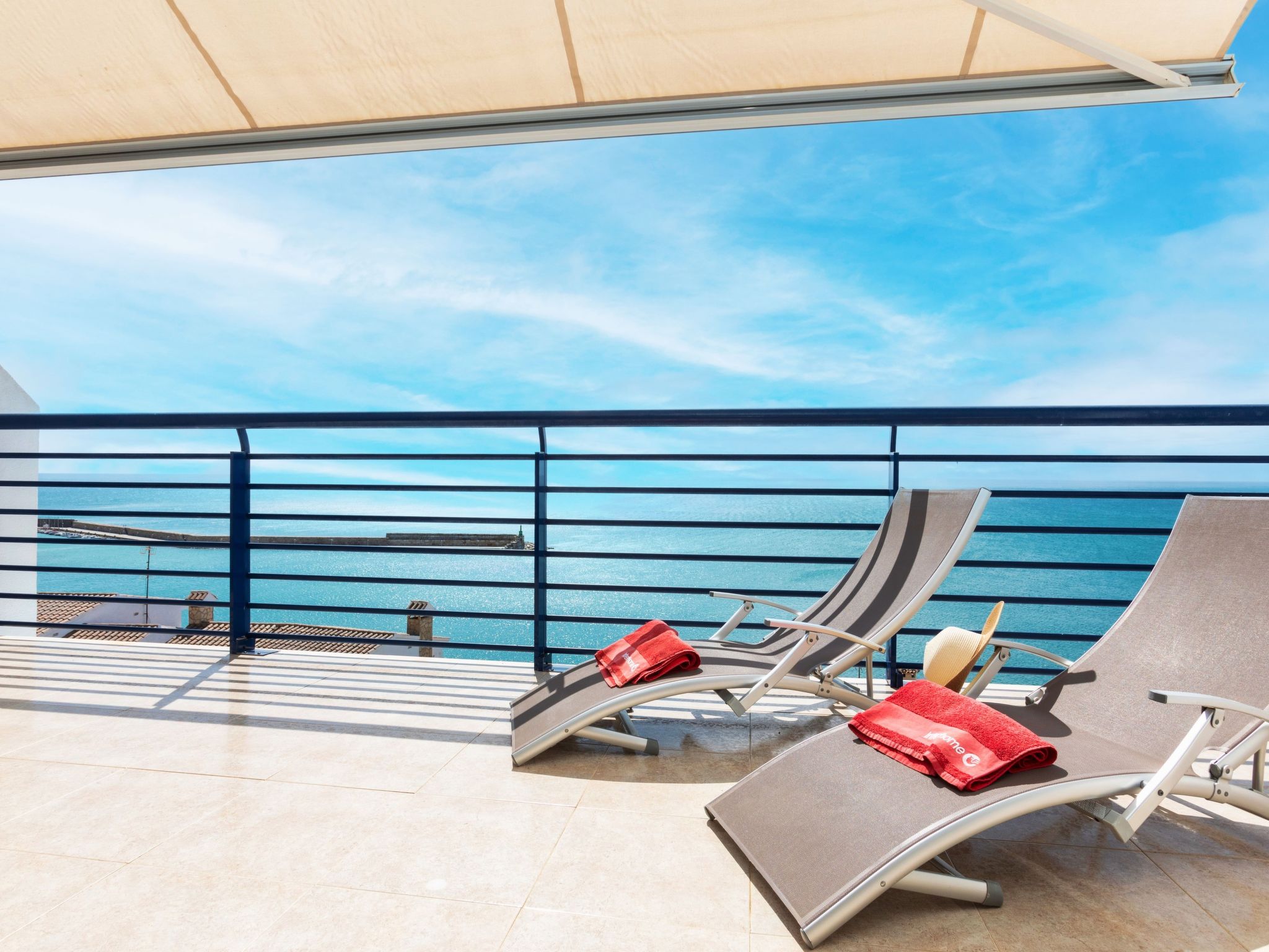 Calypso Azahar — Terrace (5 of 22)