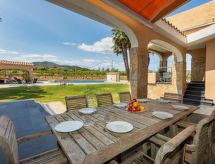 Finca Villa Roig