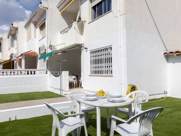 Search and Stay destination Peníscola, VC - Spain from AU$ 217. Peñismar Garden