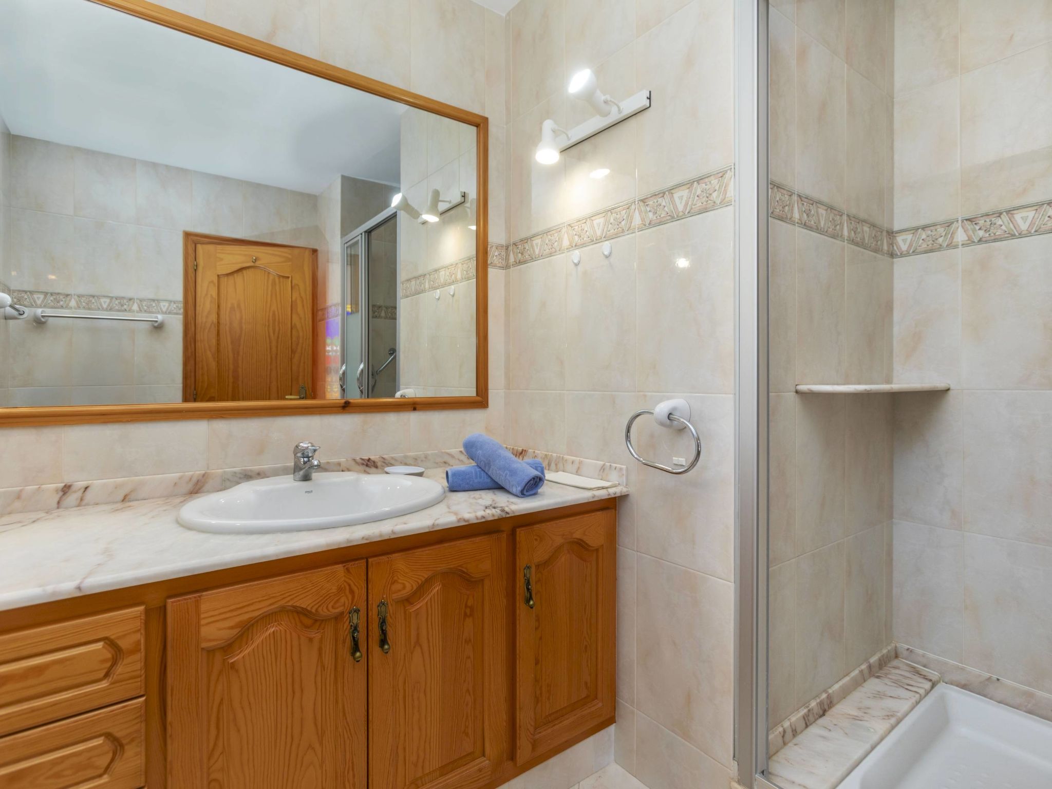 Appartement Blanca – Salle de bains, photo 13 sur 32
