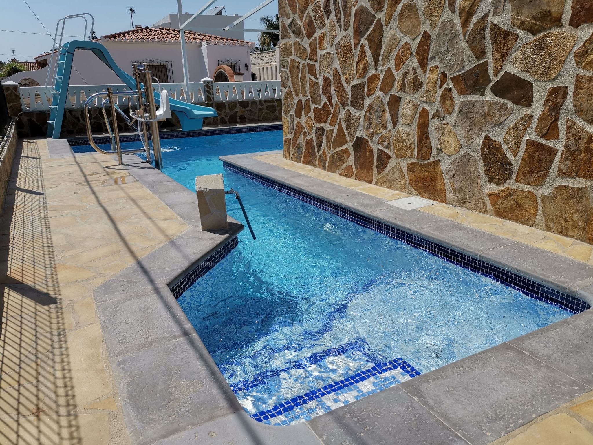 Wohnung in Dénia mit privatem Grill