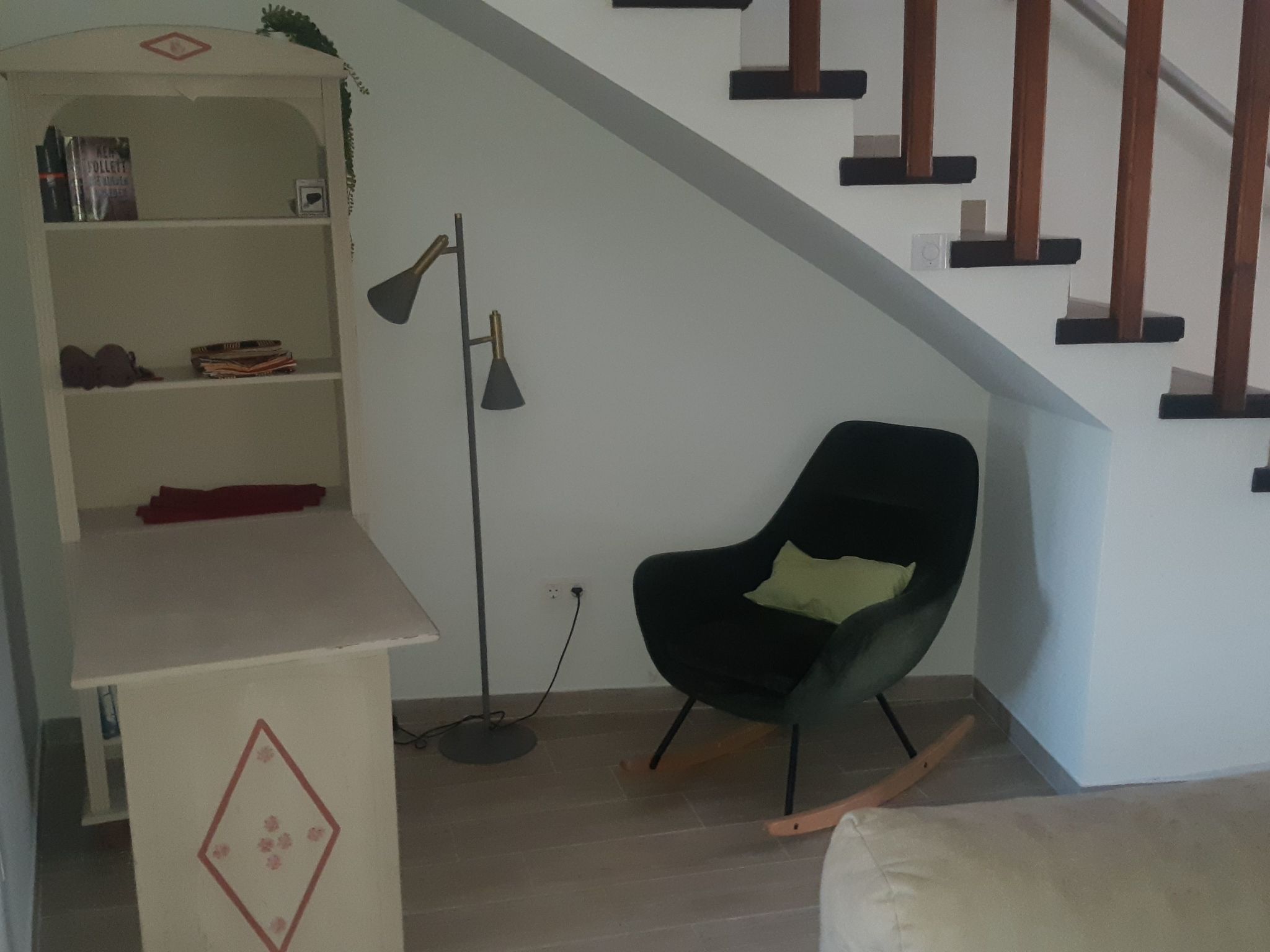 Traum-Ferienhaus mit Privat-Pool direkt am Meer - Binnen