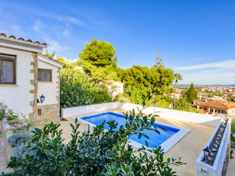 Search and Stay destination Orpesa, VC - Spain from AU$ 440. El Refugio