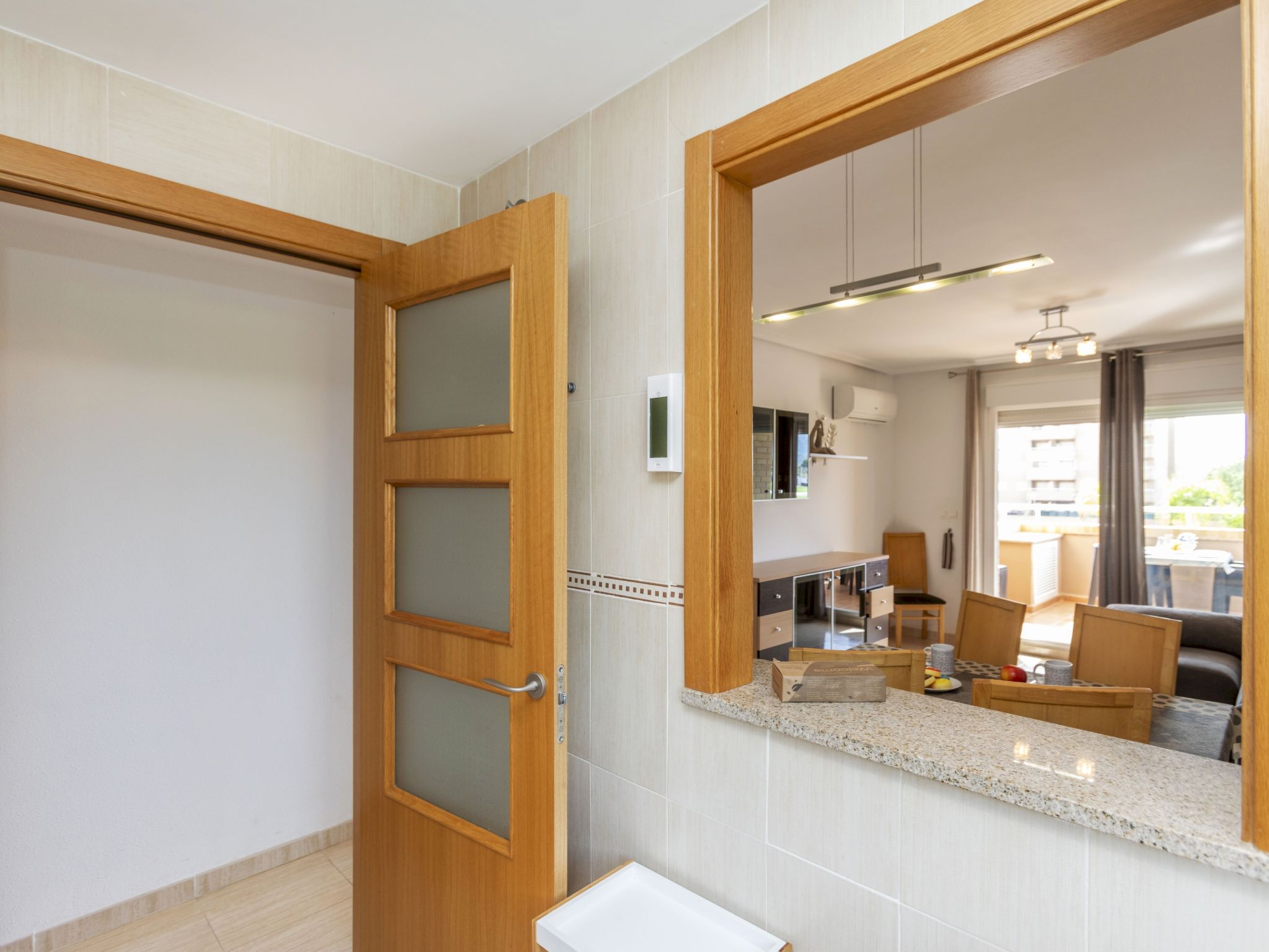 Costa Azahar 1-Drinnen