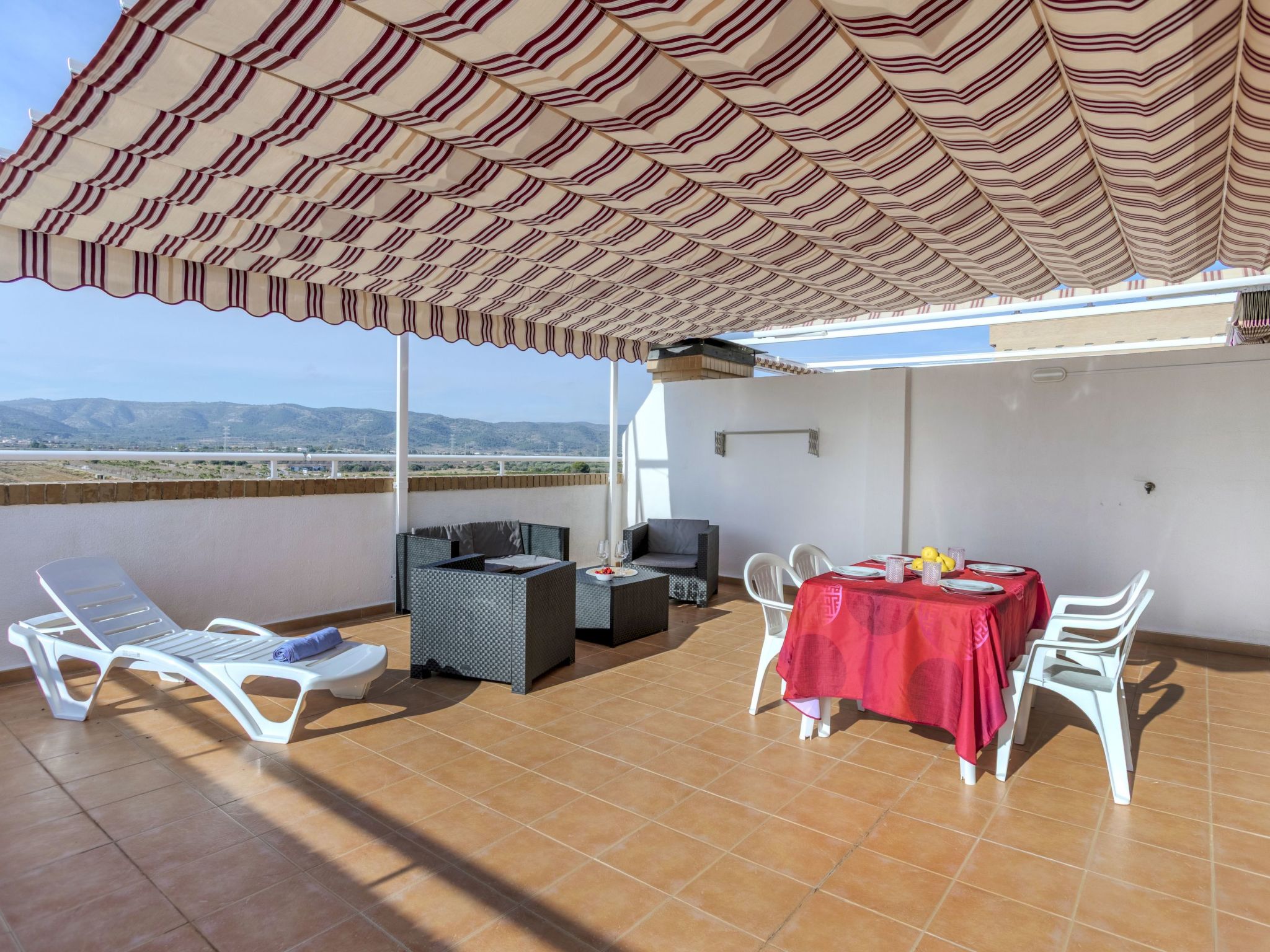 Jardines del Mar I-Outside