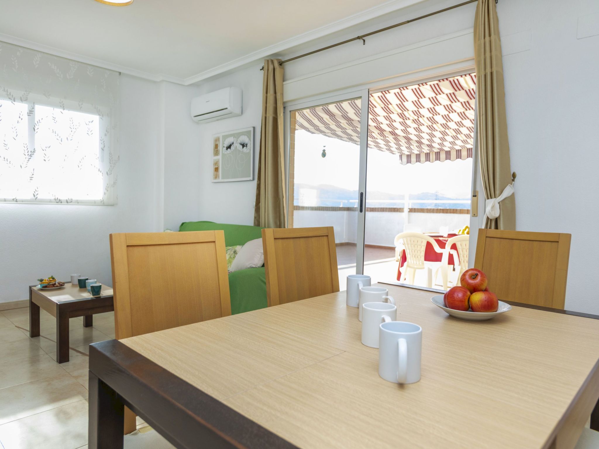 Jardines del Mar I-Inside